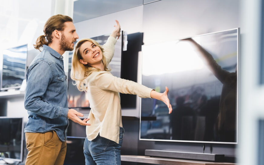 How to Choose Between LED and OLED TVs