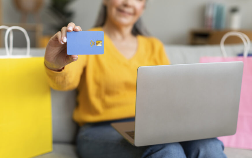 How to Save Money While Shopping Online