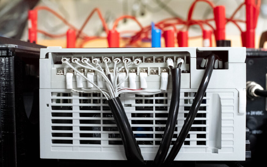 How to Understand What a UPS Is and How an Uninterruptible Power Supply Works?