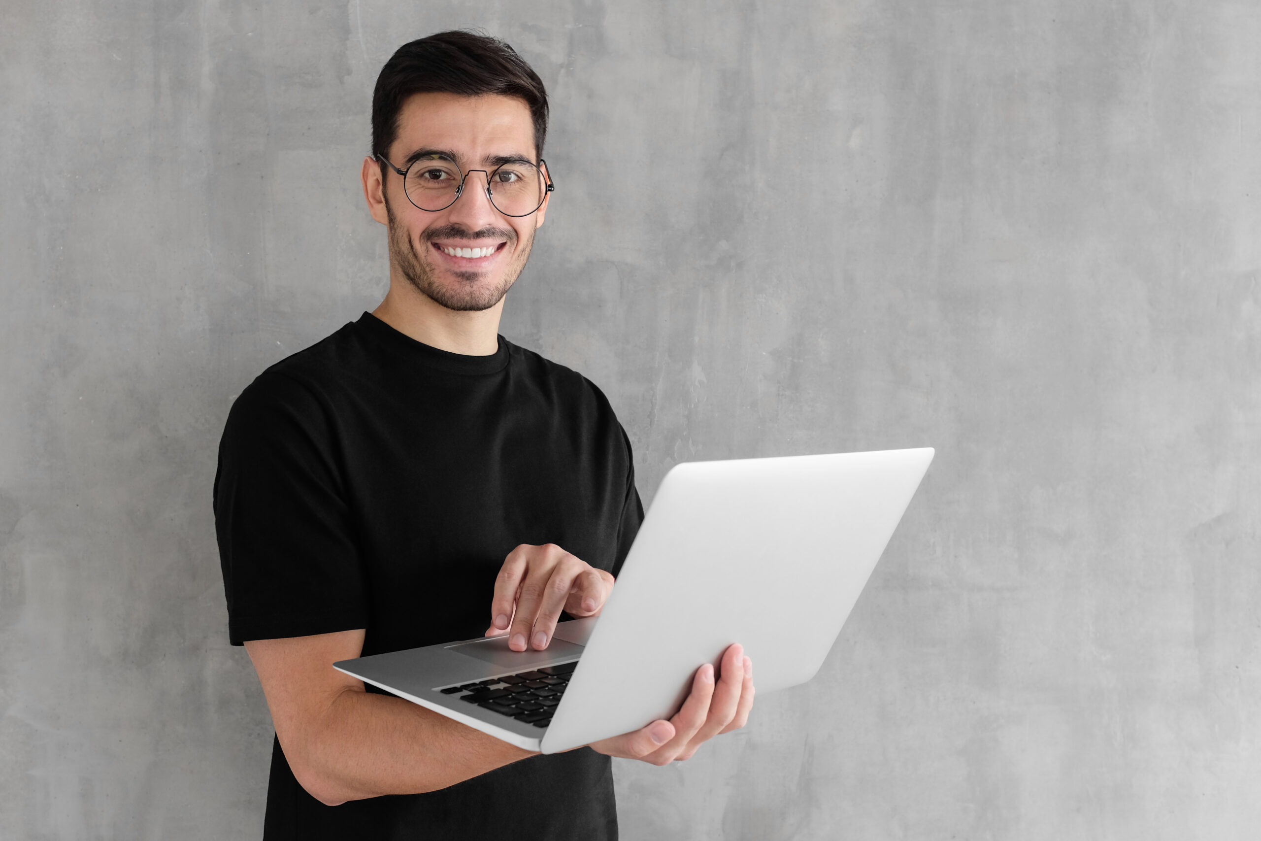 How to Choose the Best Laptop for Students 2026