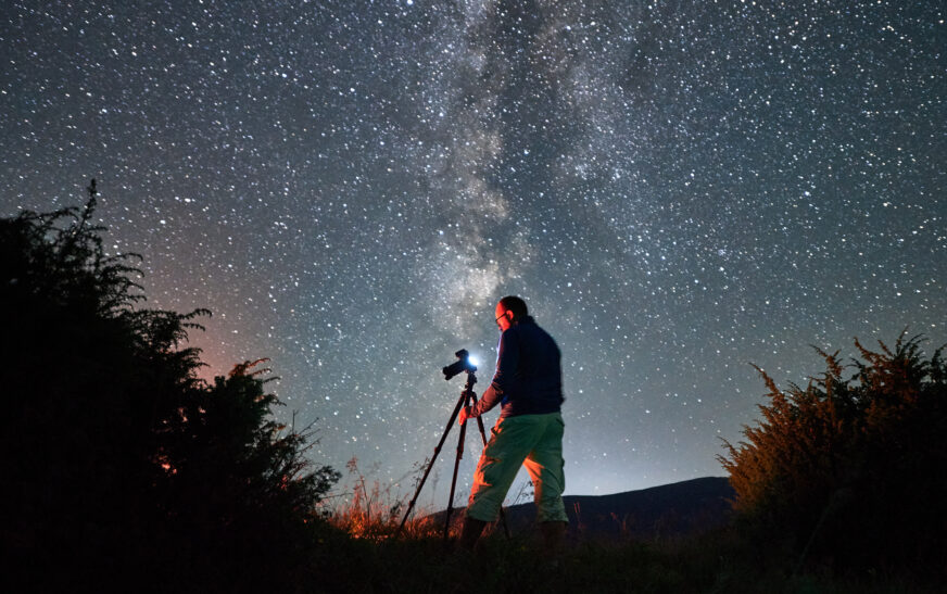 How to Observe Stars Without a Telescope