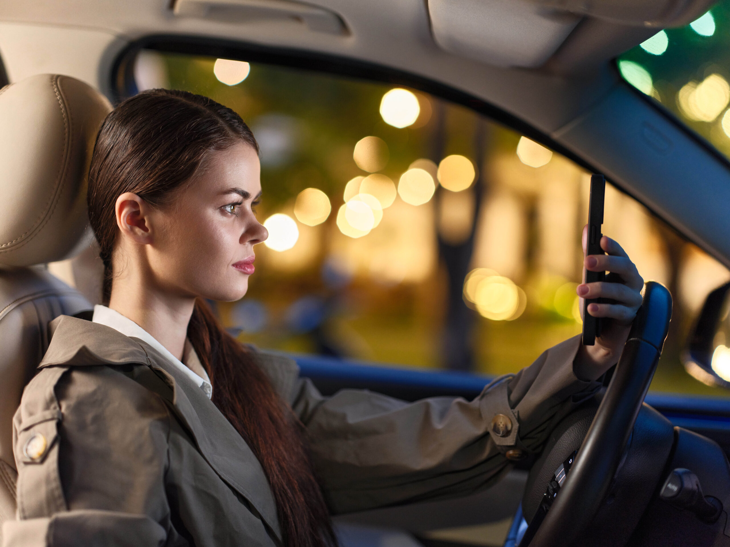 Tips to Stay Safe While Driving at Night